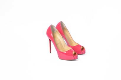 LOUBOUTIN
Fuchsia pink platform with red...