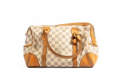 LOUIS VUITTON 
Berkeley