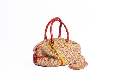 CHRISTIAN DIOR rasta line

Bowling bag in...