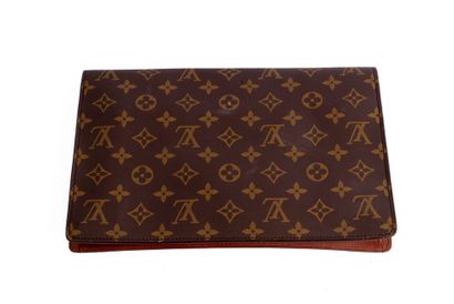 LOUIS VUITTON
Clutch bag in monogram canvas...