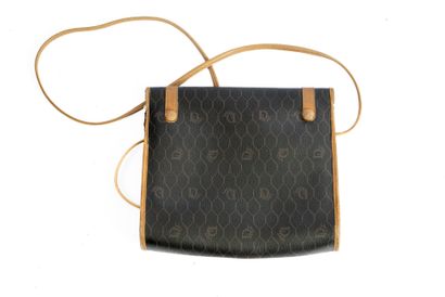 CHRISTIAN DIOR
Shoulder bag in coated canvas...