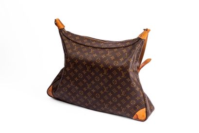 LOUIS VUITTON 
Boulogne shoulder bag, large...