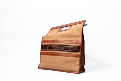 YVES SAINT LAURENT 
Tote bag in beige canvas...