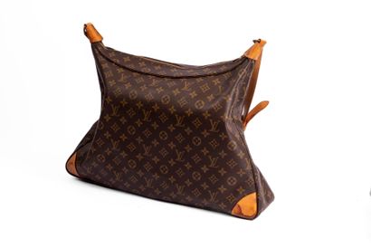 LOUIS VUITTON 
Boulogne shoulder bag, large...