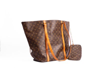 LOUIS VUITTON
Babylone tote bag in coated...