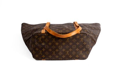 LOUIS VUITTON
Babylone tote bag in coated...