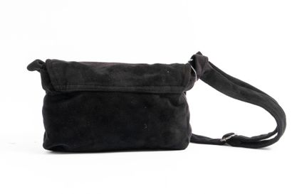 CHANEL BEAUTY
Messenger bag in black terry...