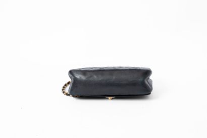 CHANEL 
Diana bag in black quilted lambskin...