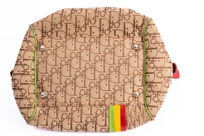 CHRISTIAN DIOR rasta line

Bowling bag in...