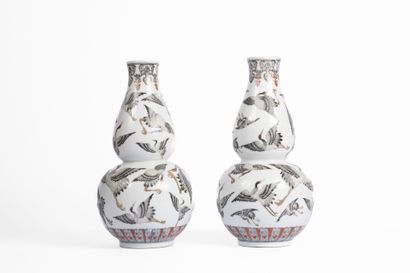 CHINA, 20th century
Pair of porcelain vases...