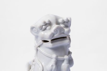 CHINA, 20th century
Pair of white enameled...