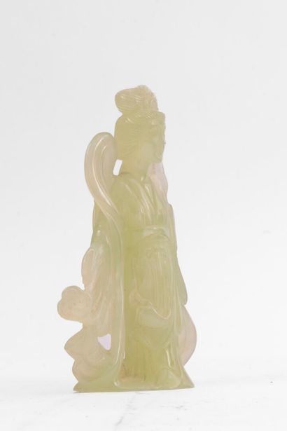 CHINA, 20th century
Statuette of a female...