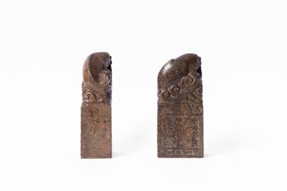 CHINA, 20th century
Pair of carved hardstone...