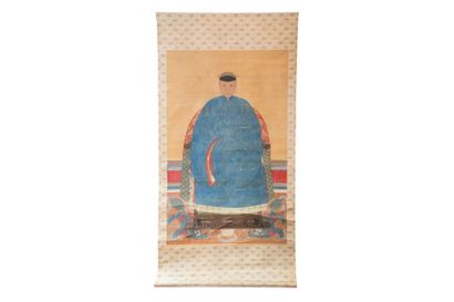 CHINA, 19th century
Portrait of an ancestor.
Color...