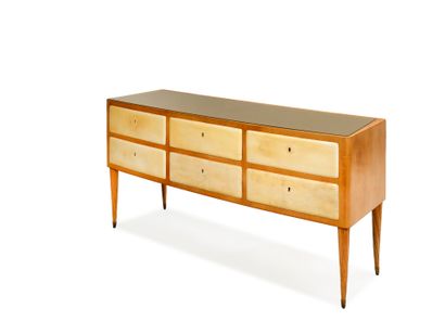 ITALIAN WORK
Natural wood chest of drawers...