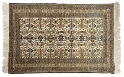 ARDÉBIL Rug
Iran. Third third of the 20th...