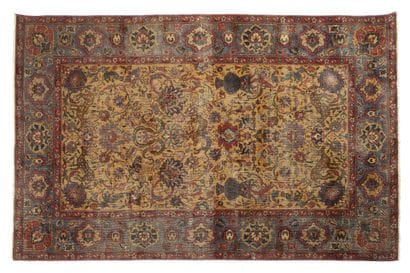 Rare et antique tapis ISPAHAN 
Perse. XVIIIe...