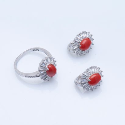 Parure en argent (925 millièmes) composée...
