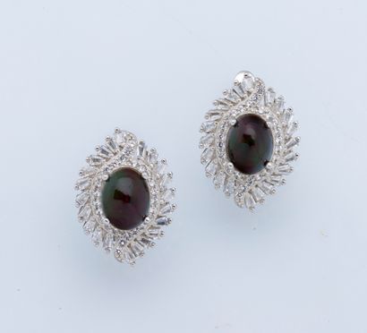 Paire de boucles d'oreille en argent (925...