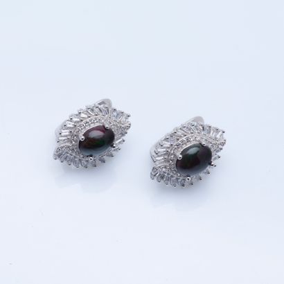 Paire de boucles d'oreille en argent (925...