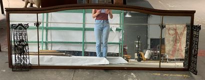 GOUFFE JEUNE,

Buffet en bois de placage...