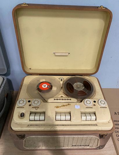 PHILIPS,

BI AMPLI, lecteur de bandes cr...