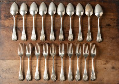 10 grands couverts en argent (925 millièmes)

Poids...