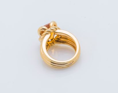 Bague en or jaune 18 carats (750 ‰) ornée...