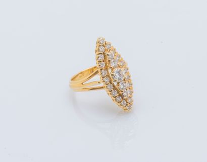 Bague marquise en or jaune 18 carats (750...