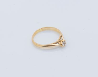 Bague solitaire en or jaune 18 carats (750...