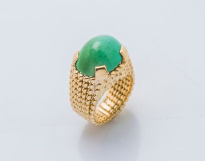 Bague en or jaune 18 carats (750 ‰) ornée...