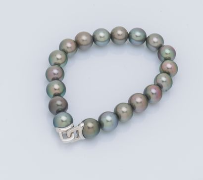 WORMS
Parure en or gris 18 carats (750 ‰)...