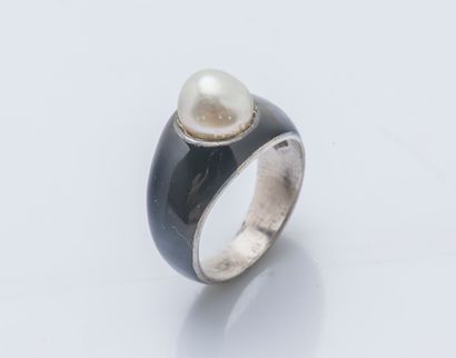 René BOIVIN, 1923
Bague jonc bombé en argent...