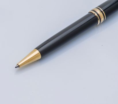 MONTBLANC
Stylo roller ball Meisterstuck...