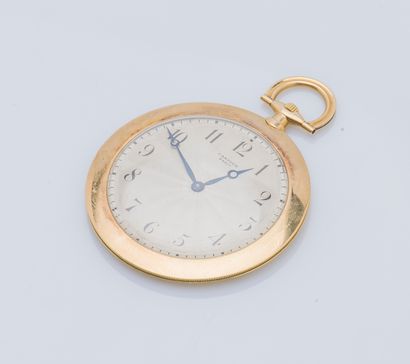CARTIER
Montre de smoking extra plate en...