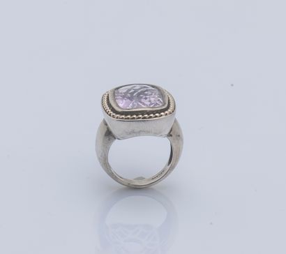 Bague en argent (925 ‰) ornée d’une améthyste...