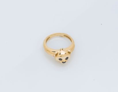 VAN CLEEF & ARPELS
Bague jonc ourson en or...