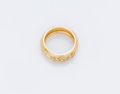 Bague jonc bombé en or jaune 18 carats (750...
