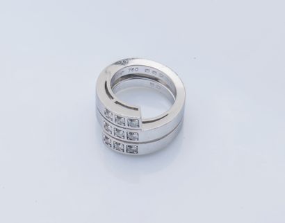 CARTIER
Bague modèle Tectonique formant un...