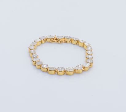 Bracelet ligne en vermeil doré (800 ‰) serti...