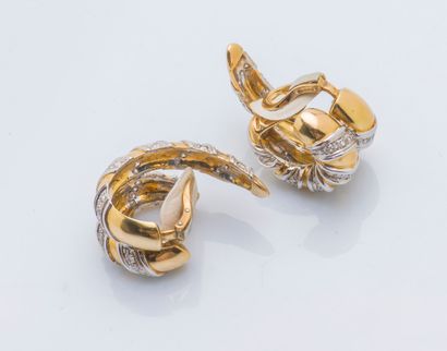 REPOSSI Alberto
Paire de clips d’oreilles...