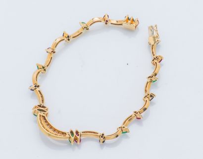 Bracelet dessinant une ligne sinueuse articulée...