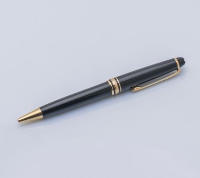 MONTBLANC
Stylo roller ball Meisterstuck...