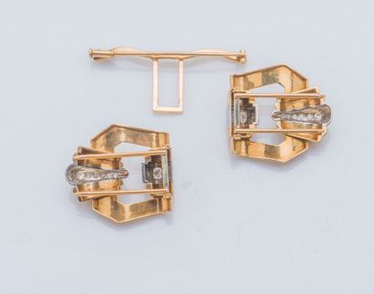 Broche double clip de revers en or jaune...