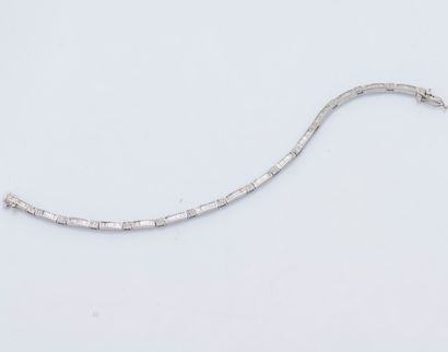 Bracelet ligne en or gris 18 carats (750...