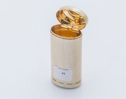 CARTIER NEW YORK
Boite de forme cylindrique...