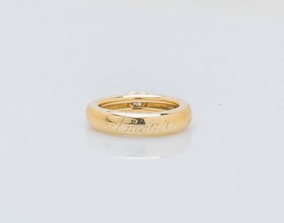 Bague jonc bombé en or jaune 18 carats (750...