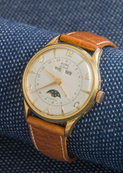AUBE LeLOCLE
Chronographe phase de lune,...