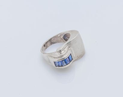 Bague pont en argent (800 ‰) ornée d’une...
