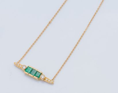 Collier en or jaune 18 carats (750 ‰) formé...
